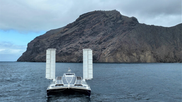 Energy Observer arrives in St Helena